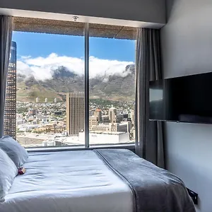Stunning 1-bedroom With Mountain Views Apartment Cape Town